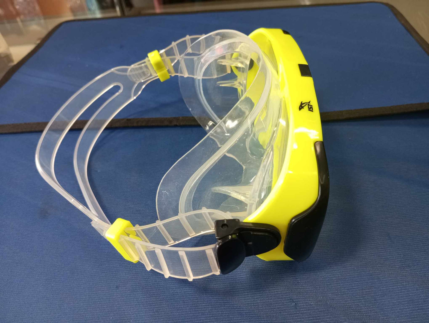IST M-18 NOVA MASK NEON YELLOW