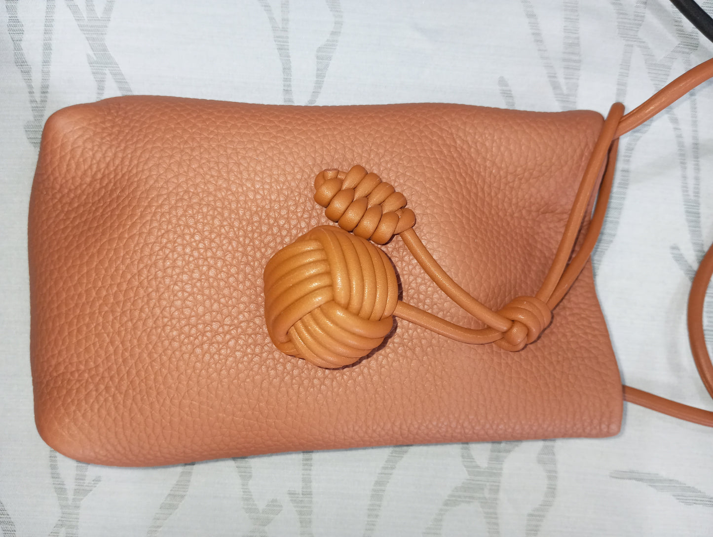 LC SLING GENUINE LEATHER BAG