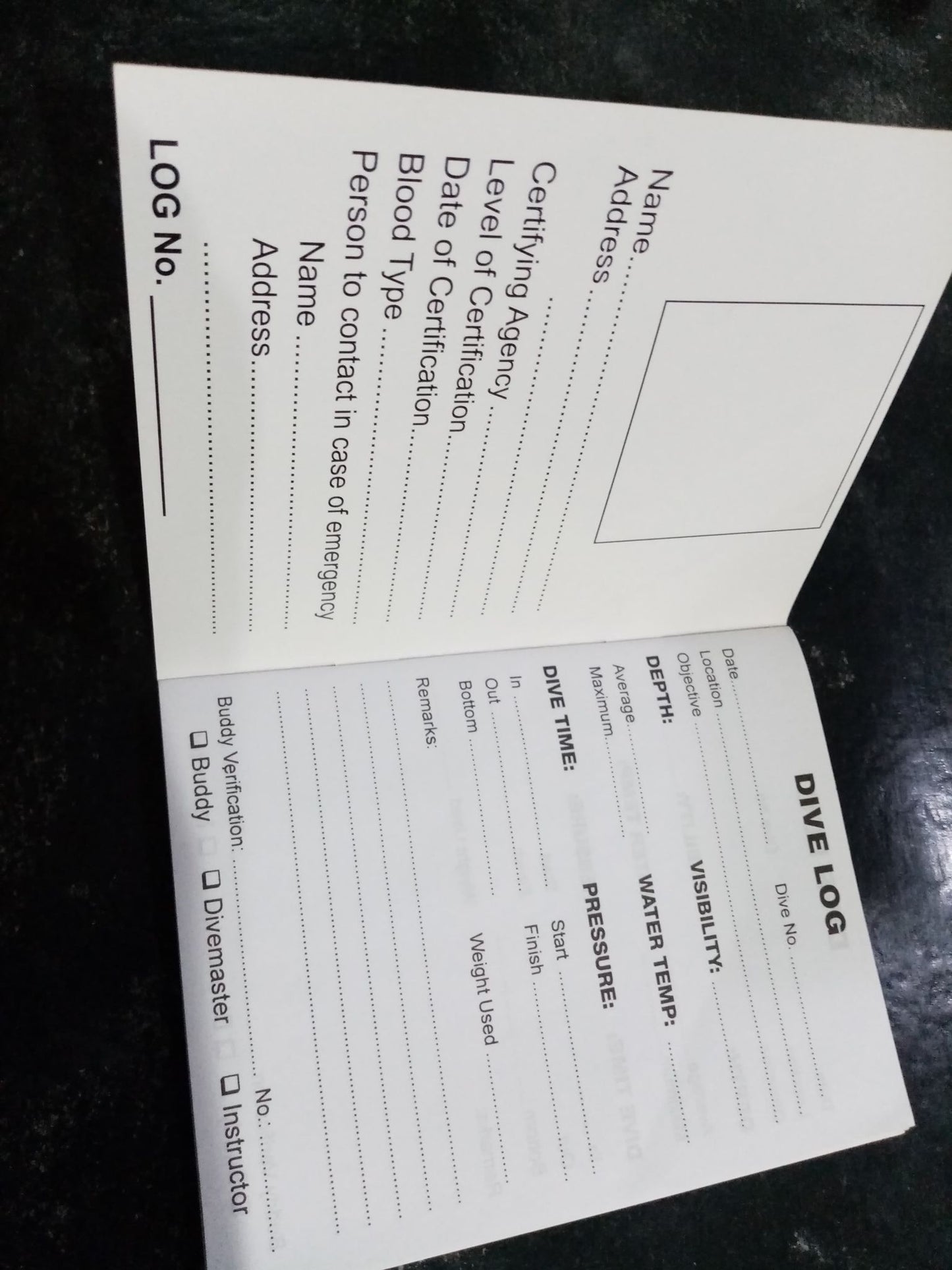 DIVERS DIVE LOG BOOK