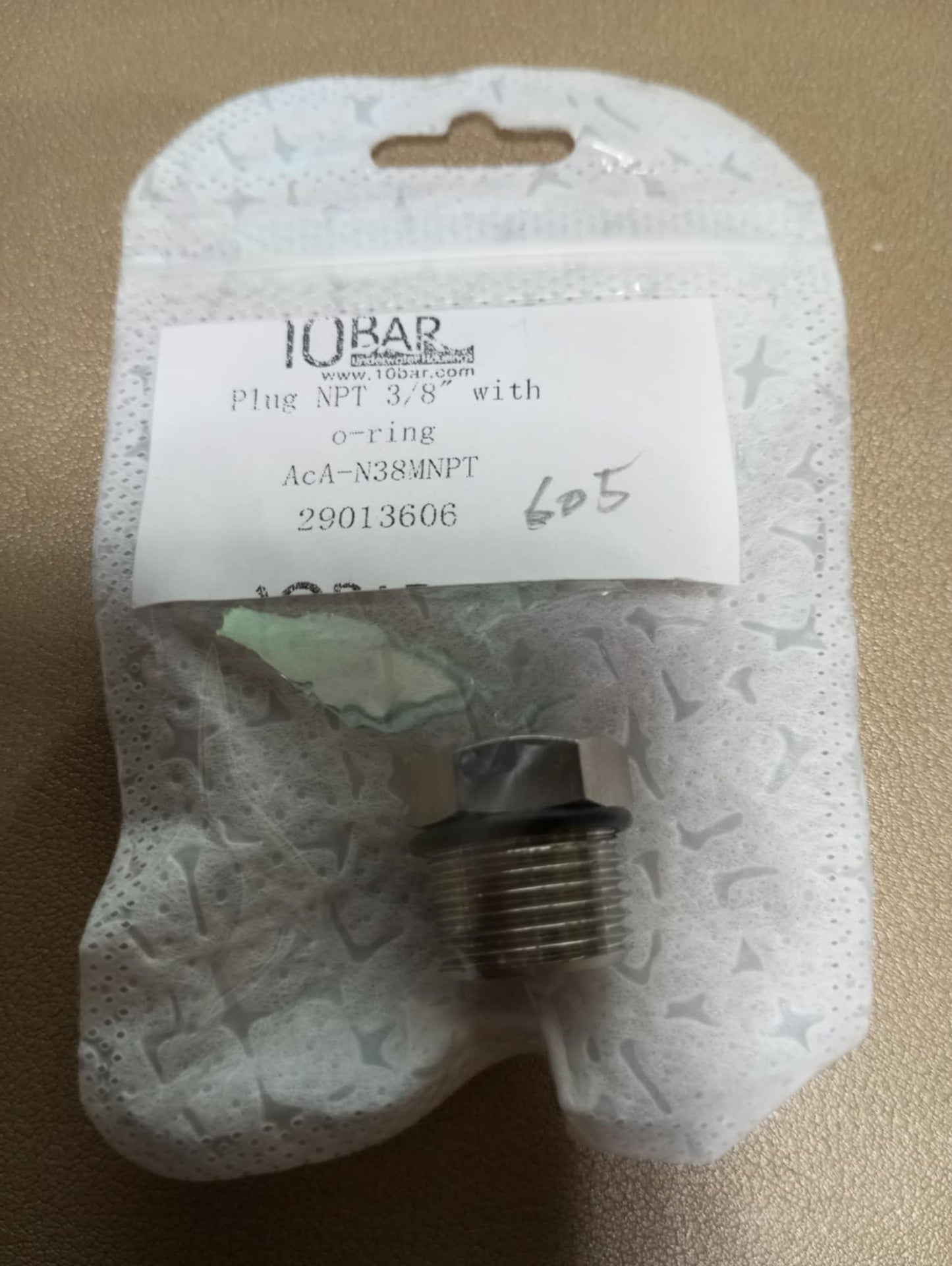 10BAR PLUG NPT 3/8" WITH O-RING