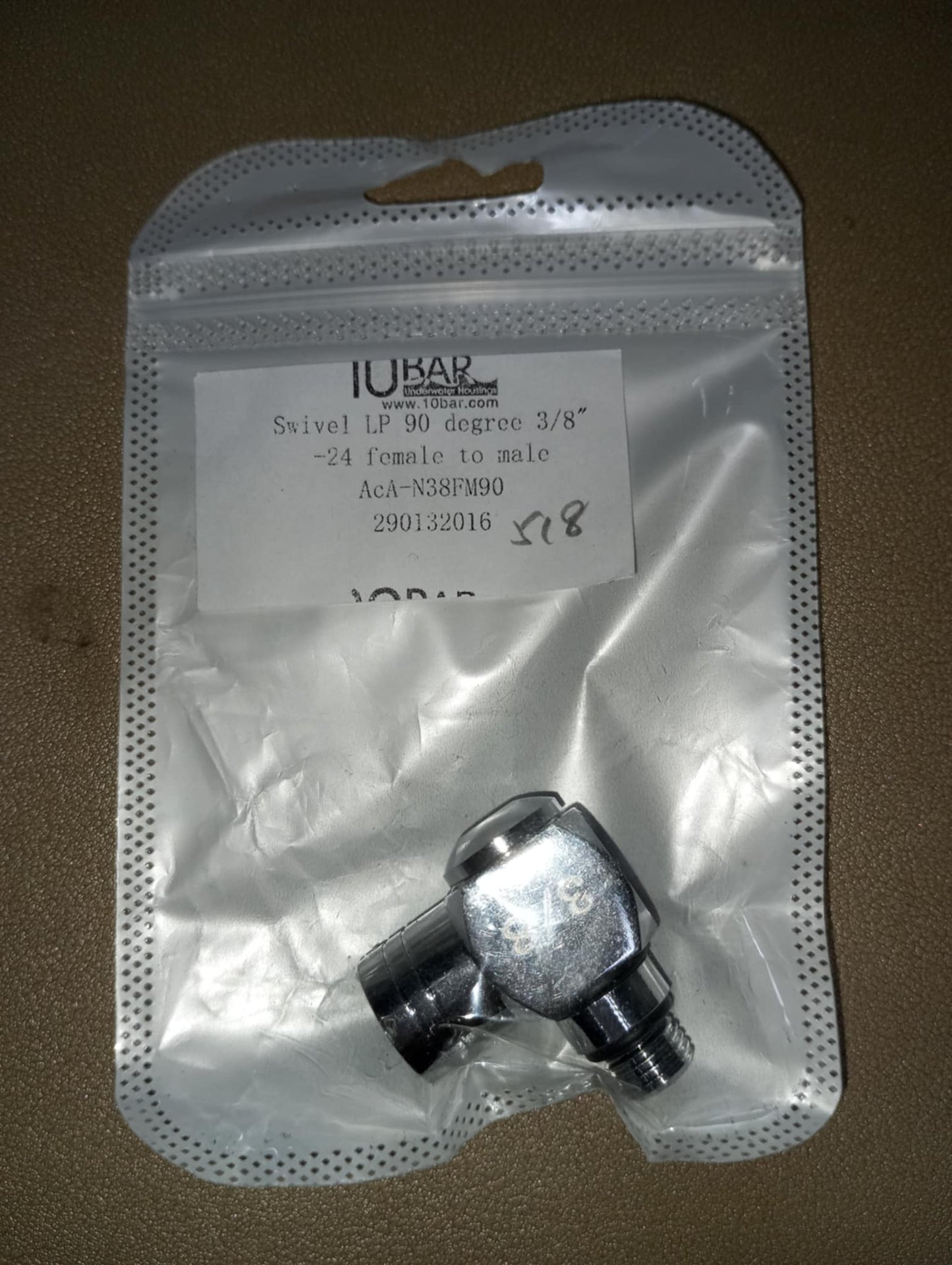 10BAR SWIVEL LP 90 DEGREE 3/8"-24 FEMALE TO MALE