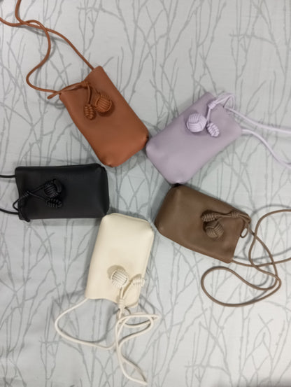 LC SLING GENUINE LEATHER BAG