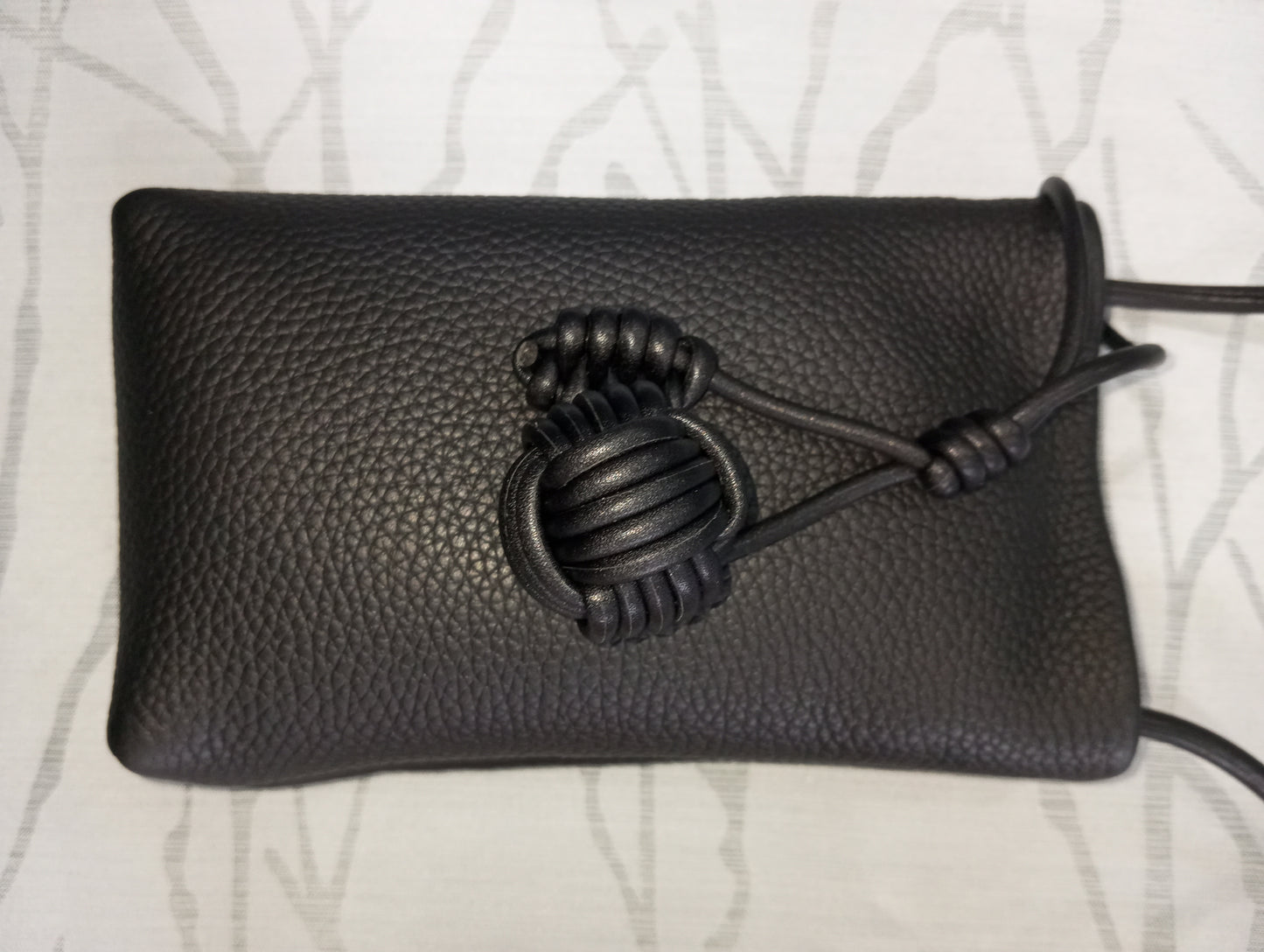 LC SLING GENUINE LEATHER BAG