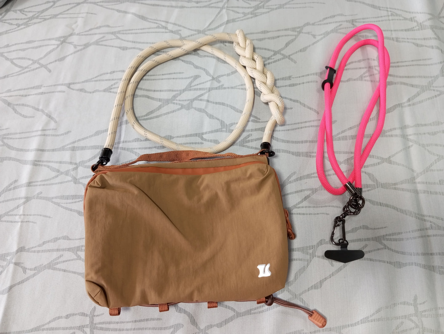 LC SLING WATER BOTTLE BAG