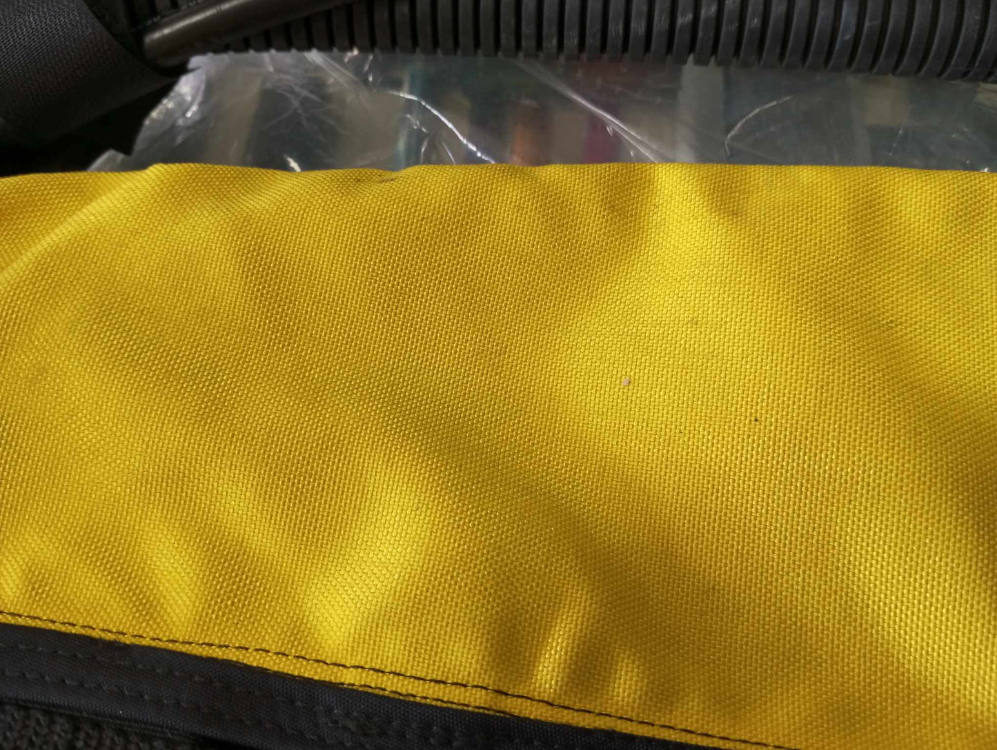 OXYCHEQ MACH V 30# WING YELLOW (DISPLAY ITEM)