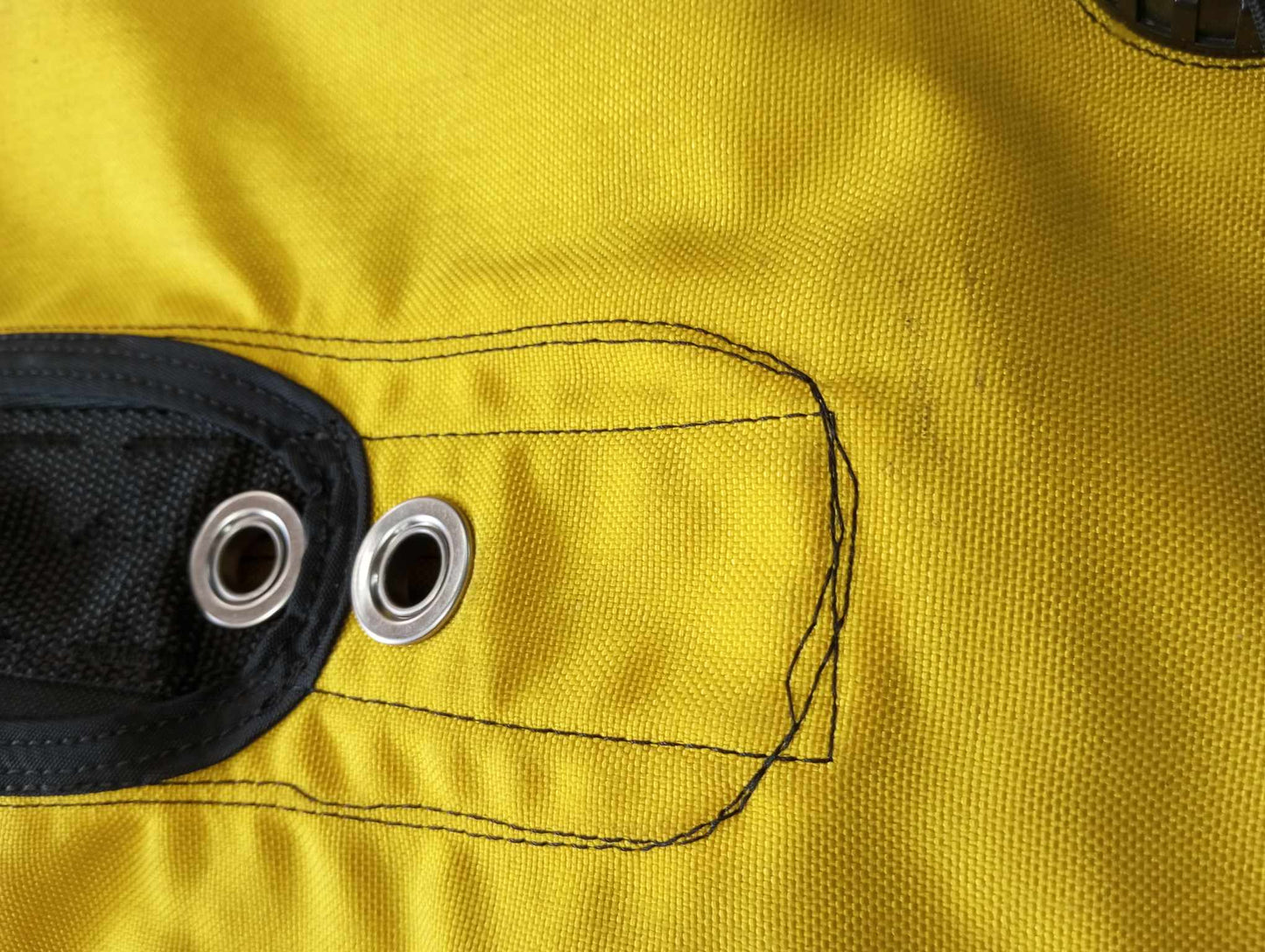 OXYCHEQ MACH V 30# WING YELLOW (DISPLAY ITEM)